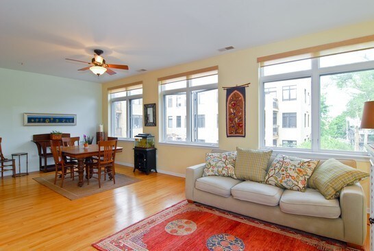 Foto del edificio - 106 S Ridgeland Ave