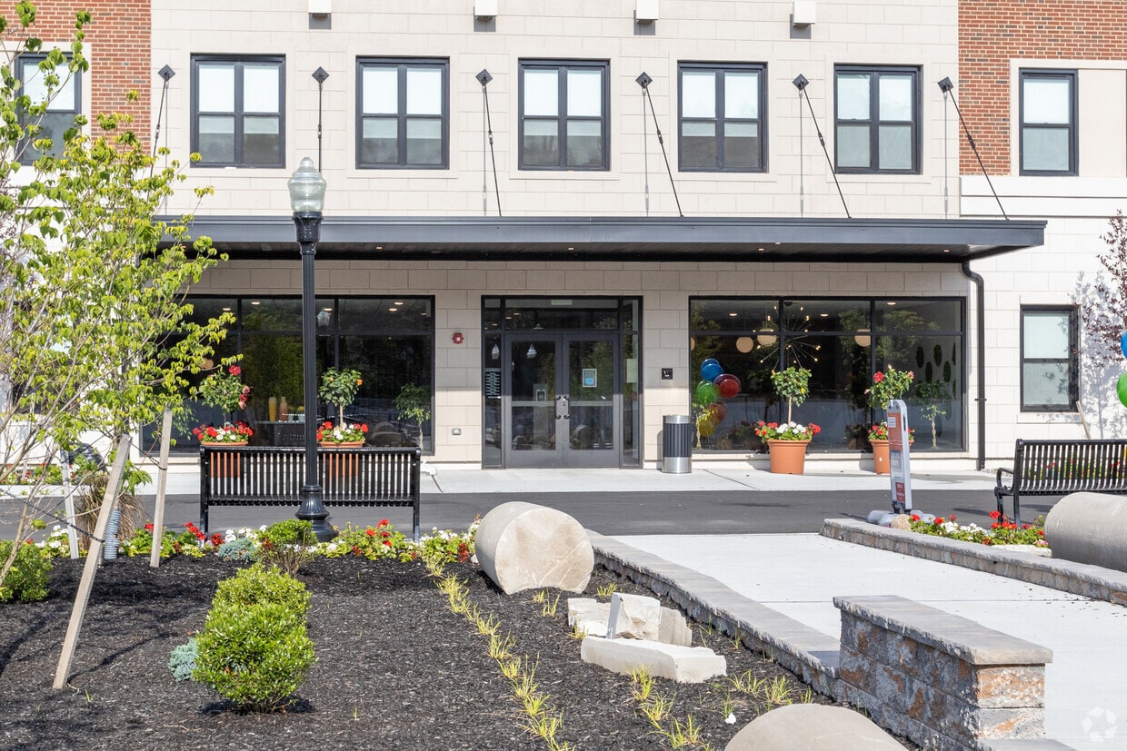 The Randolph Apartments in Plainfield, NJ