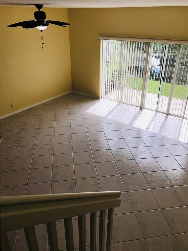 Foto del edificio - 7416 SW 8th Ct