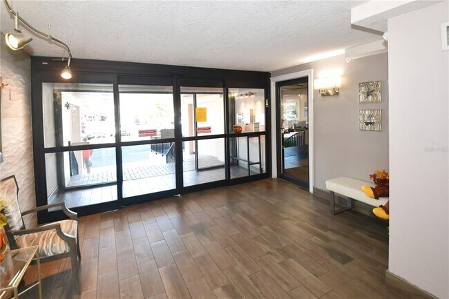 Foto del edificio - 51 Island Way