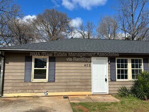 Building Photo - 409 E Central Ave