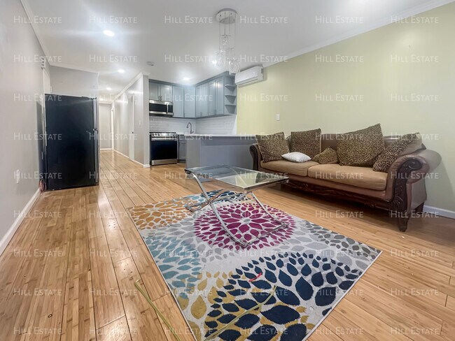 Foto del edificio - 921A E 84th St