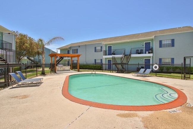 Building Photo - 5601 FM 517 Rd E Unit 410