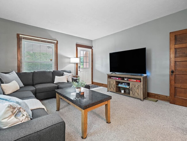 Foto del edificio - 681 Washington St