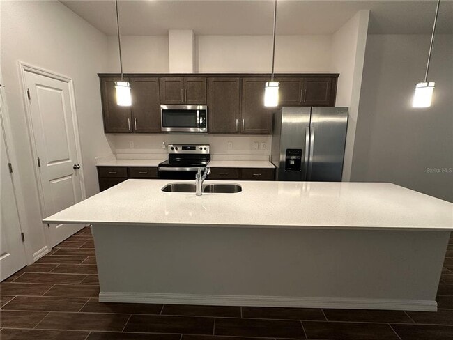 Building Photo - 37 Ullman Pl