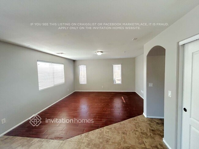 Foto del edificio - 2173 S 160th Ln
