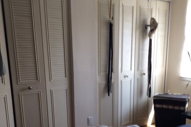 Dormitorio - 423 Lawrence Rd