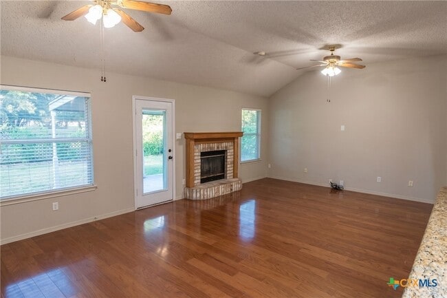 Building Photo - 924 Northern Dancer Dr