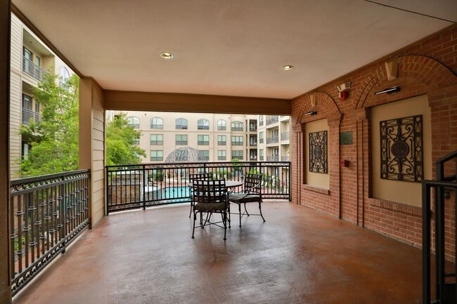 Foto del edificio - For Lease | 1 Bed, 1 Bath | 832 Sq Ft | Su...