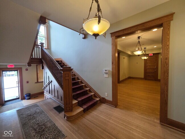 Building Photo - 2105 N Meridian St