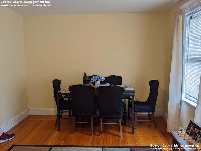 Foto del edificio - 464 Highland Ave