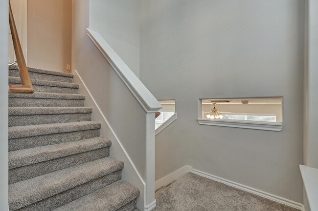 Building Photo - 10 Musgrove Pl