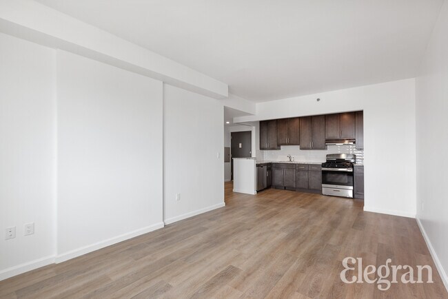 Building Photo - 228 W 126th St