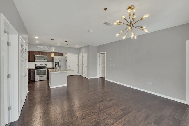 Building Photo - 1122 Litton Ave
