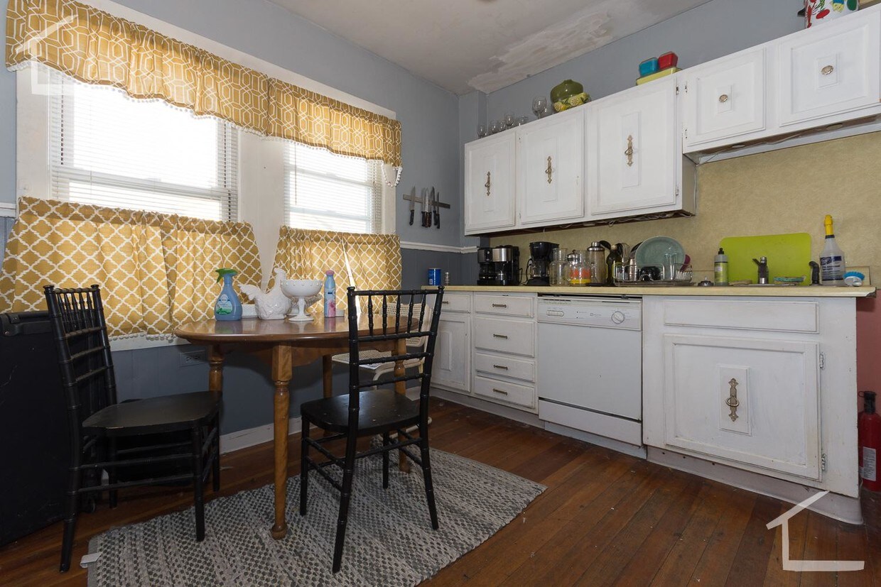 Foto principal - 60 Dustin St