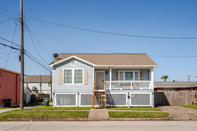 Building Photo - 2311 56th St