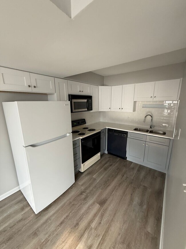 Foto del edificio - 744 W Gordon Terrace