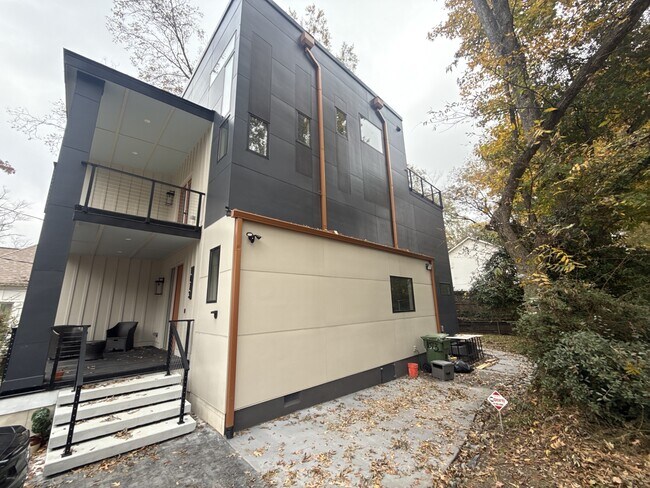 Foto del edificio - 1073 Hemphill Ave NW