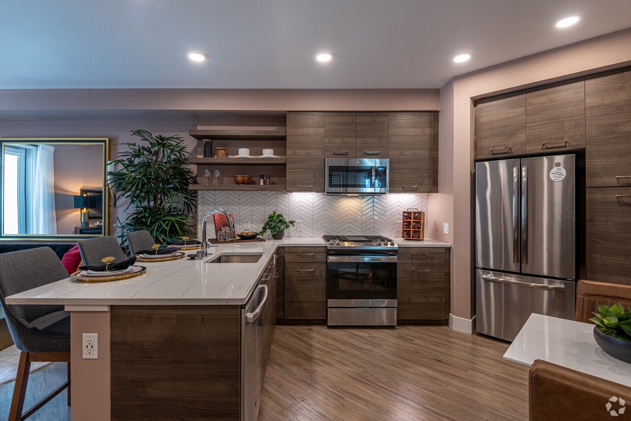 Savoy Apartments in Sunnyvale, CA