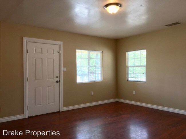 Building Photo - 3 br, 1 bath House - 524 Ruiz St.