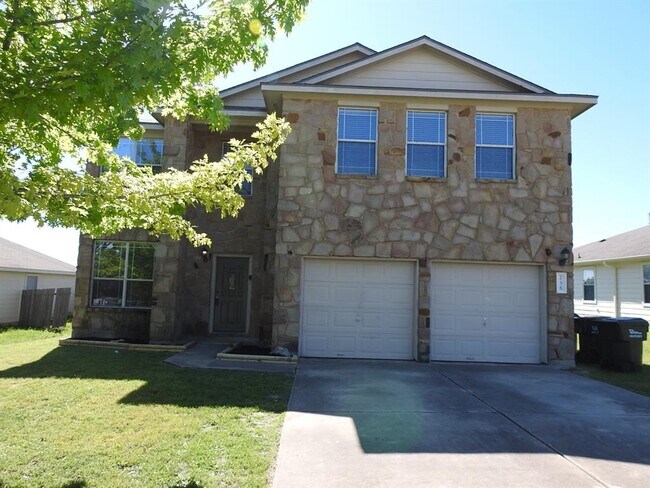 Building Photo - 235 Loon Lake Dr