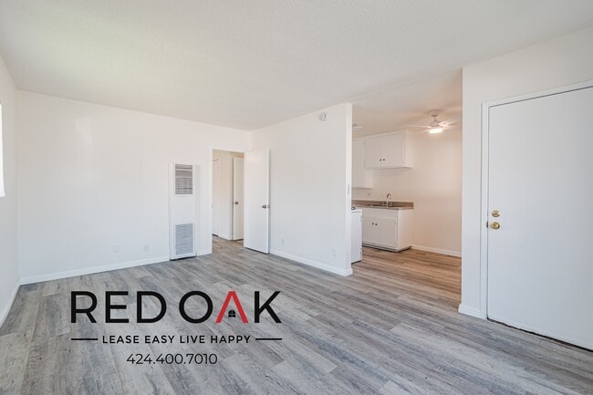 Building Photo - 11537 Meeker Ave
