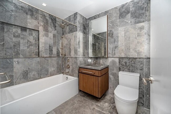 Foto del edificio - 208 Delancey St