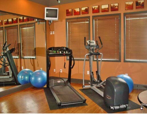 Gimnasio - Culver Crossing