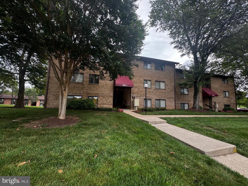 Primary Photo - 6011 Majors Ln