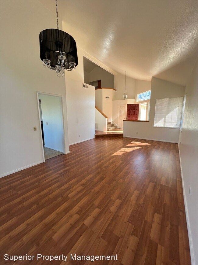 Building Photo - 4 br, 3 bath House - 2313 Meadowglen