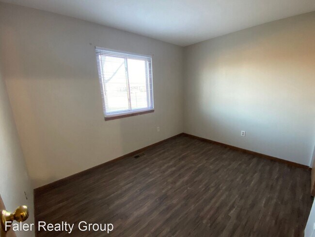 Building Photo - 2 br, 1 bath House - 5175 Belle Isle