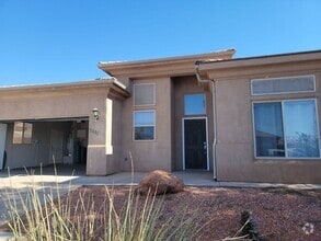 Building Photo - 2441 E 160 S