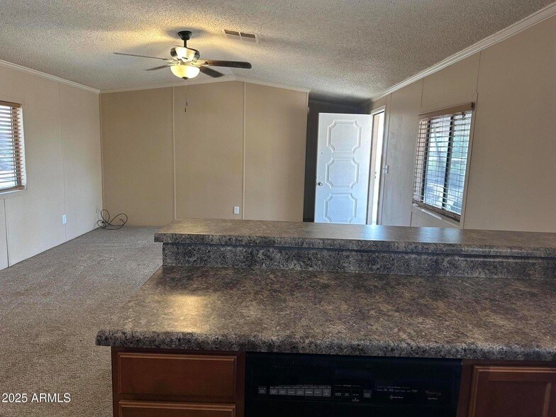 Foto principal - 757 N Dapple Rd