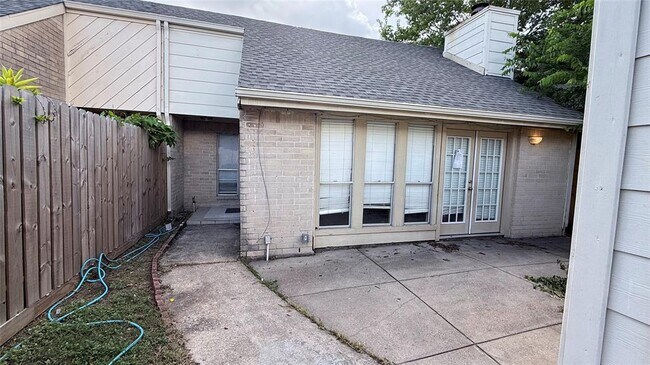 Building Photo - 4106 Boone Rd