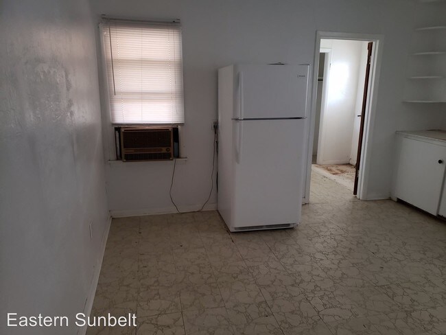 Foto del edificio - 2 br, 1 bath House - 820 East Canadian