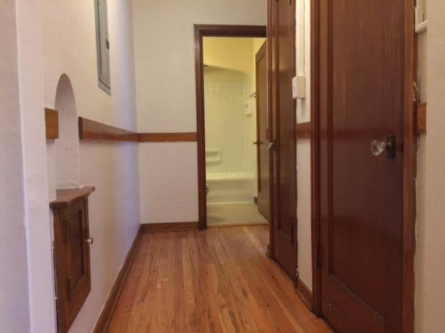 Building Photo - 1 bedroom in Seattle WA 98122