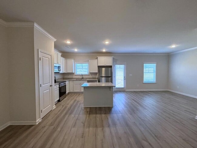 Building Photo - 244 Alston Ridge Dr