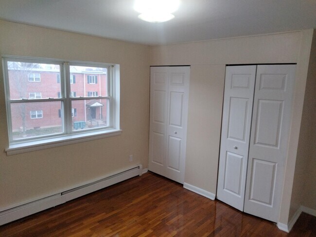 Building Photo - 29-31 Annawan St