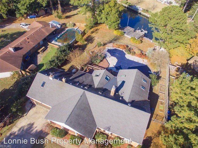 Foto del edificio - 2308 Broad Bay Rd