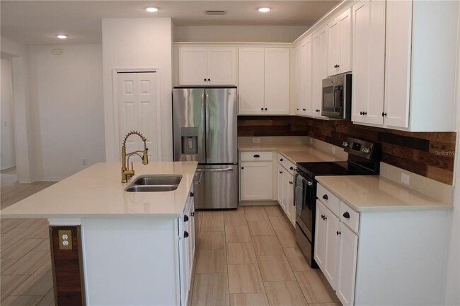 Building Photo - 8567 Starlight Loop