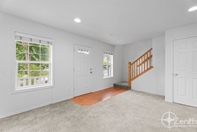 Building Photo - Inviting 3 Bedroom Washougal Home with Lar...