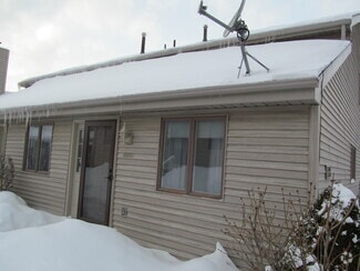 Building Photo - 3806 Blossom Terrace