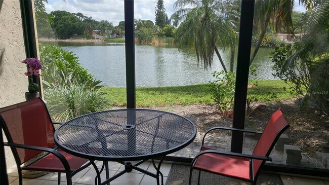 Foto del edificio - 5677 Ashton Lake Dr