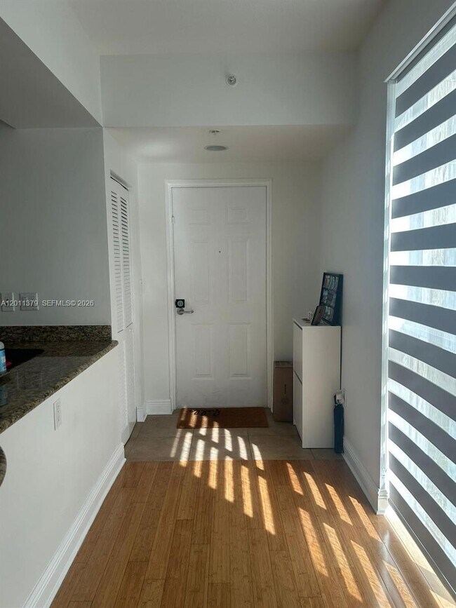 Foto del edificio - 7270 SW 88th St