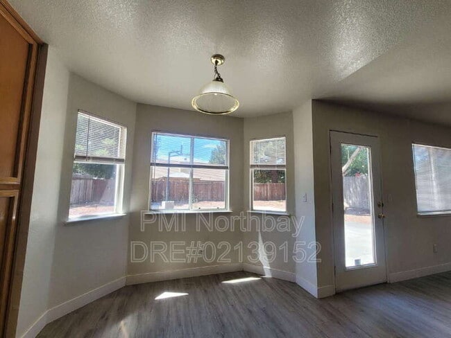 Building Photo - 937 Iron Dr