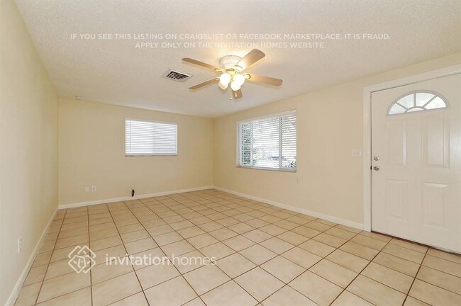 Building Photo - 14676 56th St N