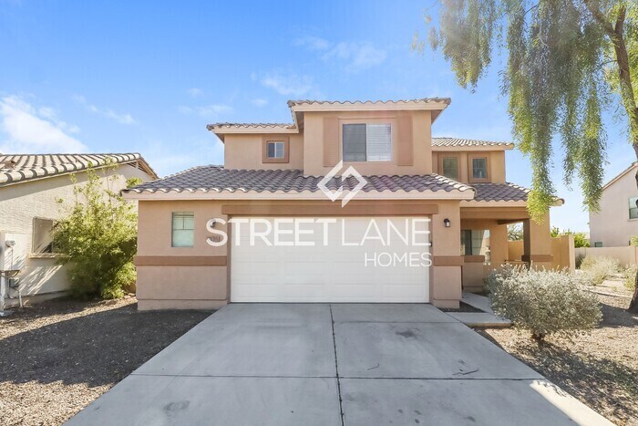 Primary Photo - Charming 5 Bedroom in Phoenix!