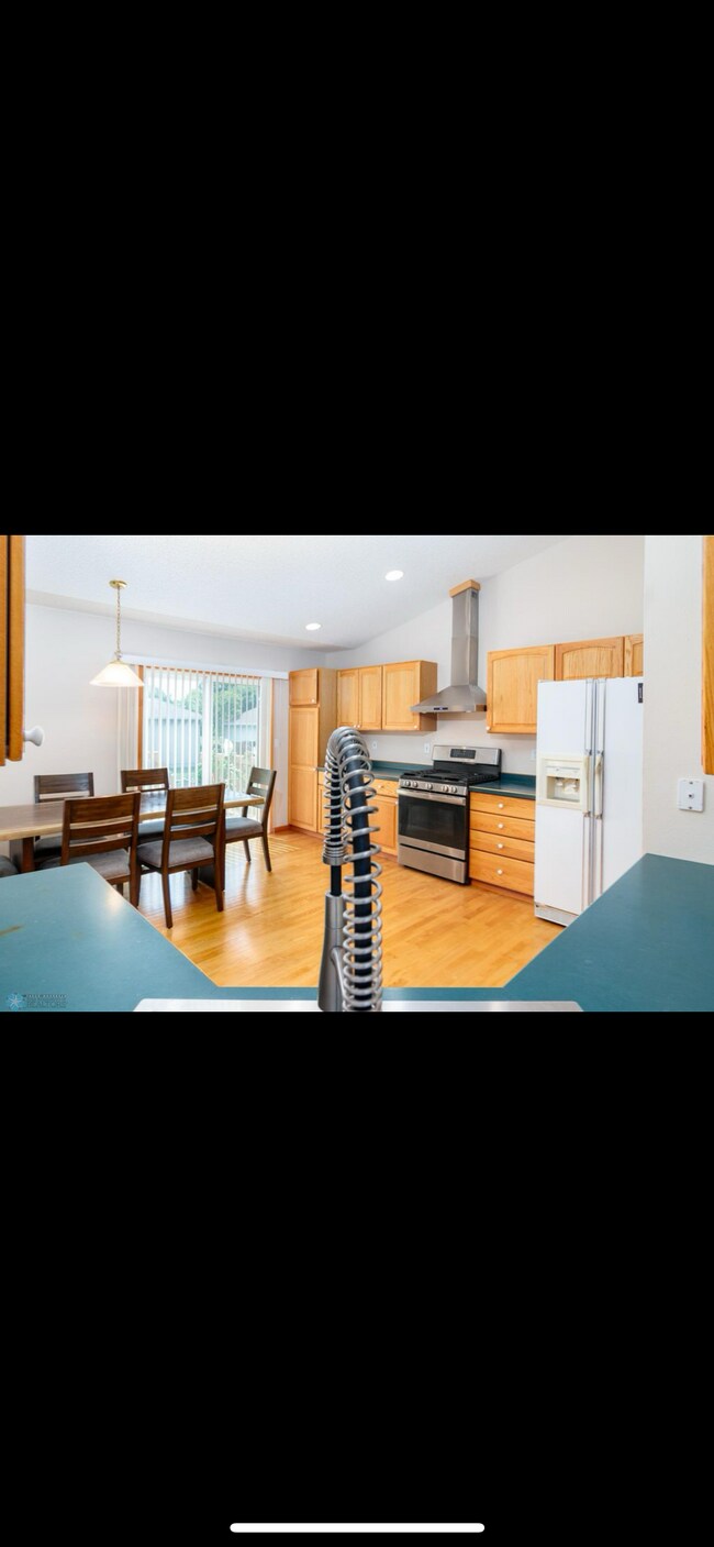 Foto del edificio - 3240 36th Ave S