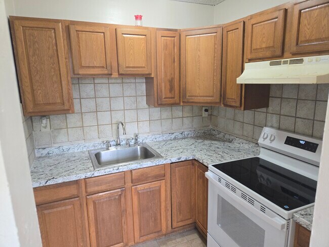 Foto del edificio - 2000 NW 27th St