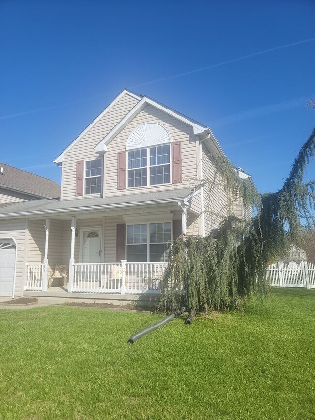 Foto del edificio - Middletown Townhouse